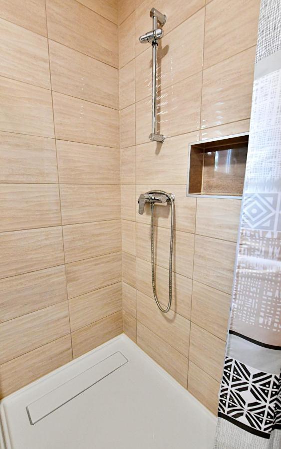 House Bela Vido Hotel Dreznik Grad Luaran gambar