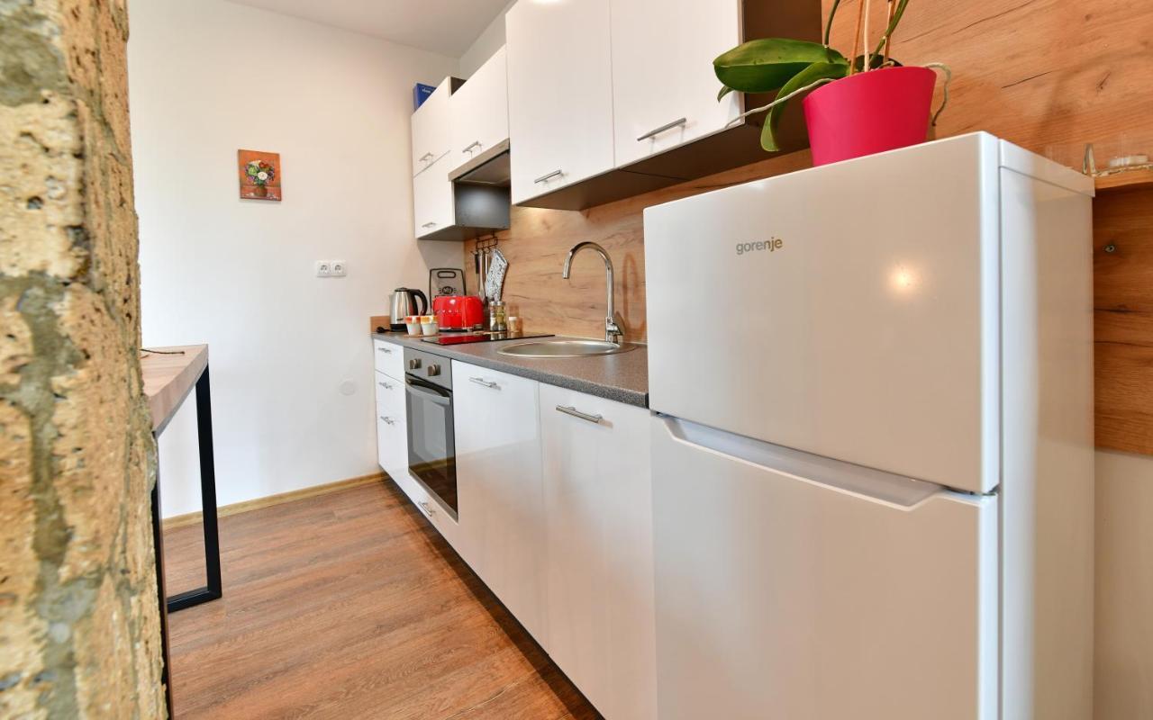 House Bela Vido Hotel Dreznik Grad Luaran gambar