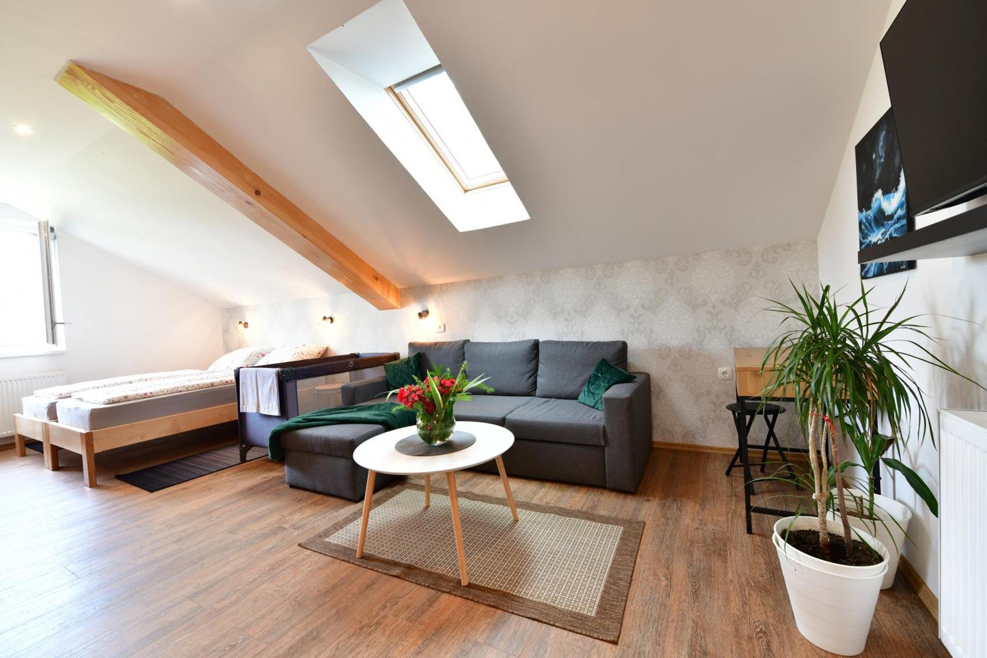 House Bela Vido Hotel Dreznik Grad Luaran gambar